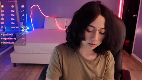 Snapshot of frida_lassi_ chatting on 01/29/25, 10:43 frida_lassi_ online show from 01/29/25, 10:43