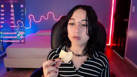 Snapshot of frida_lassi_ chatting on 02/07/25, 01:36 frida_lassi_ online show from 02/07/25, 01:36