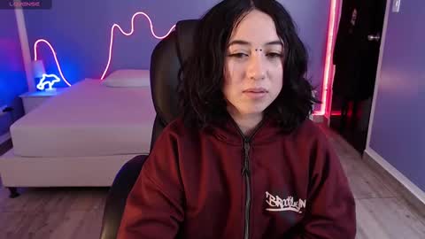 Snapshot of frida_lassi_ chatting on 02/12/25, 10:48 frida_lassi_ online show from 02/12/25, 10:48