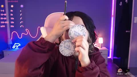 Snapshot of frida_lassi_ chatting on 03/11/25, 12:28 frida_lassi_ online show from 03/11/25, 12:28