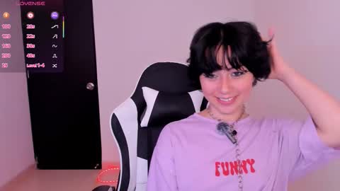 frida_lassi_ online show from 01/11/26, 10:04