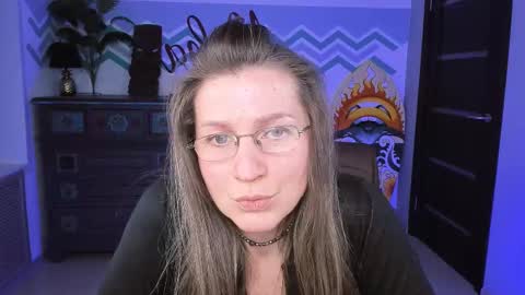 Snapshot of fridatander chatting on 03/08/25, 04:06 Frida Tander online show from 03/08/25, 04:06