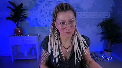 Frida Tander online show from 04/25/26, 05:10