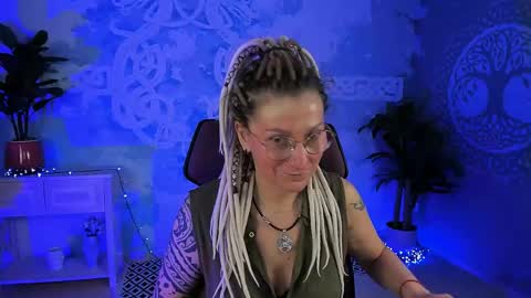 Frida Tander online show from 05/13/26, 05:16
