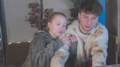 friend_zone_ online show from 01/11/26, 04:34