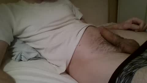 Snapshot of friendly_frank_18 chatting on 12/26/24, 09:04 friendly_frank_18 online show from 12/26/24, 09:04