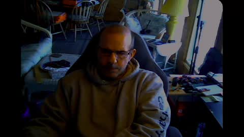 Snapshot of friendlykevn chatting on 12/25/24, 08:39 friendlykevn online show from 12/25/24, 08:39