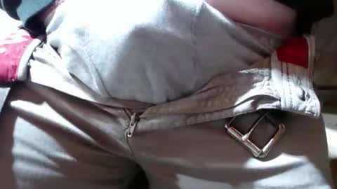 Snapshot of frighterkill13 chatting on 12/05/25, 04:21 frighterkill13 online show from 12/05/25, 04:21