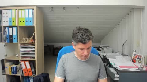 Snapshot of frikits chatting on 03/03/26, 05:52 Francois online show from 03/03/26, 05:52