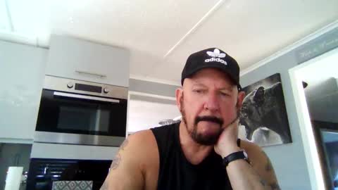 Snapshot of friskyneedsum chatting on 03/10/26, 11:48 bob online show from 03/10/26, 11:48