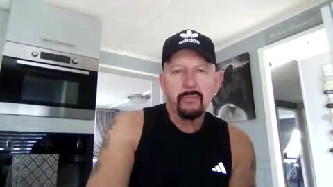 Snapshot of friskyneedsum chatting on 03/16/26, 02:43 bob online show from 03/16/26, 02:43