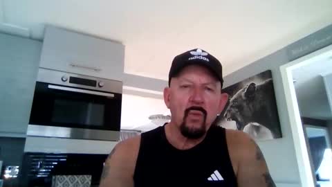 Snapshot of friskyneedsum chatting on 03/20/26, 04:34 bob online show from 03/20/26, 04:34