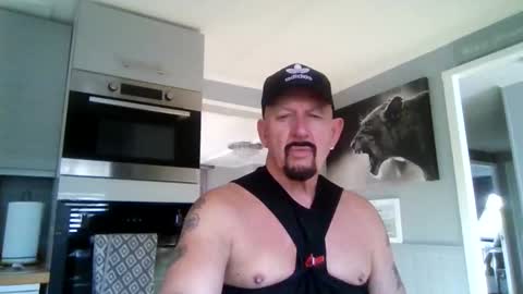 Snapshot of friskyneedsum chatting on 03/26/26, 04:56 bob online show from 03/26/26, 04:56