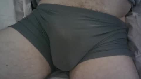 Snapshot of frogered chatting on 12/31/24, 08:23 frogered online show from 12/31/24, 08:23