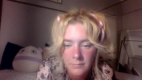 Snapshot of frommarywithlove chatting on 09/16/25, 03:40 frommarywithlove online show from 09/16/25, 03:40