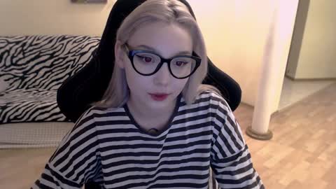 Lilith online show from 12/03/24, 10:28