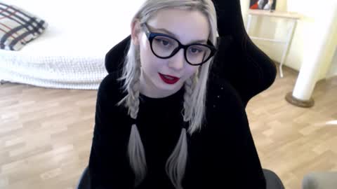 Lilith online show from 02/17/25, 12:48