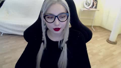 Lilith online show from 03/05/25, 08:32