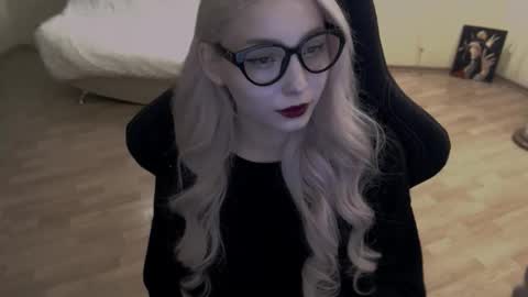 Lilith online show from 09/30/25, 05:18