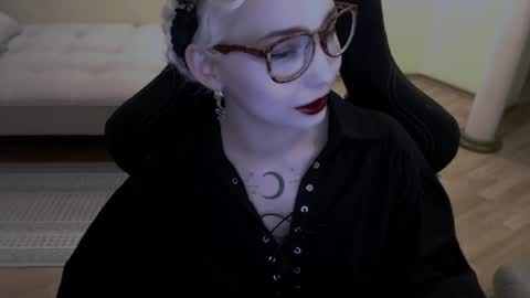 Lilith online show from 04/29/26, 05:52