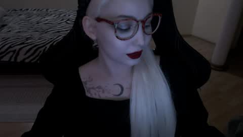 Lilith online show from 04/30/26, 09:30