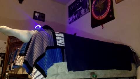 Snapshot of fromthabac chatting on 05/06/26, 02:08 fromthabac online show from 05/06/26, 02:08