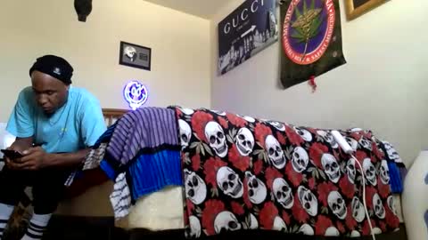 Snapshot of fromthabac chatting on 05/20/26, 06:36 fromthabac online show from 05/20/26, 06:36