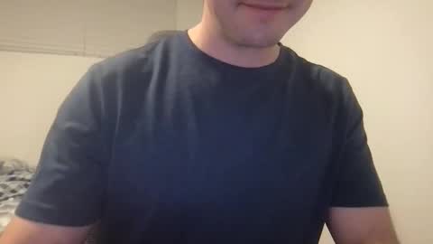 Snapshot of fromthebottomlick chatting on 01/08/26, 05:43 fromthebottom online show from 01/08/26, 05:43