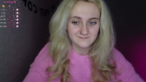 Snapshot of frosty_blueberries4 chatting on 12/07/24, 11:40 ANA online show from 12/07/24, 11:40