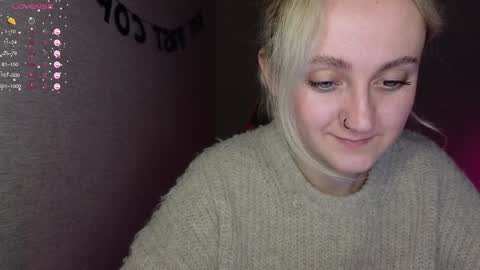 Snapshot of frosty_blueberries4 chatting on 12/08/24, 10:52 ANA online show from 12/08/24, 10:52