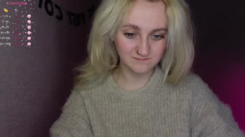 Snapshot of frosty_blueberries4 chatting on 12/13/24, 07:25 ANA online show from 12/13/24, 07:25