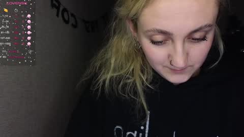 Snapshot of frosty_blueberries4 chatting on 01/09/25, 09:37 ANA online show from 01/09/25, 09:37