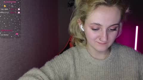 Snapshot of frosty_blueberries4 chatting on 01/20/25, 04:12 ANA online show from 01/20/25, 04:12