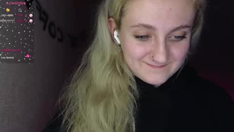 Snapshot of frosty_blueberries4 chatting on 02/09/25, 04:29 ANA online show from 02/09/25, 04:29