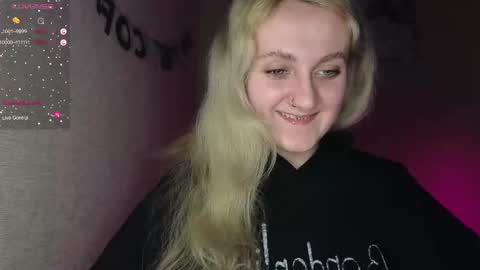 Snapshot of frosty_blueberries4 chatting on 02/10/25, 12:29 ANA online show from 02/10/25, 12:29