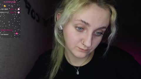 Snapshot of frosty_blueberries4 chatting on 02/12/25, 10:15 ANA online show from 02/12/25, 10:15