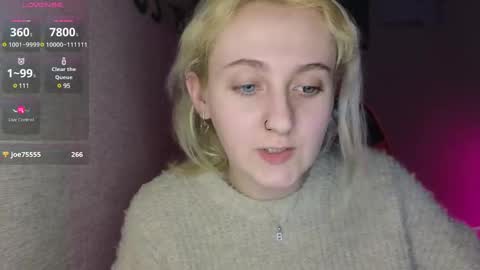 Snapshot of frosty_blueberries4 chatting on 03/10/25, 11:27 ANA online show from 03/10/25, 11:27