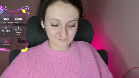 Snapshot of frosty_blueberries4 chatting on 10/05/25, 10:07 ANA online show from 10/05/25, 10:07