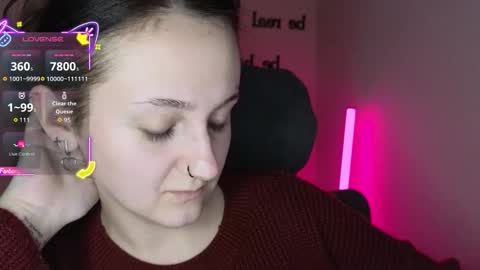 Snapshot of frosty_blueberries4 chatting on 10/27/25, 11:31 ANA online show from 10/27/25, 11:31