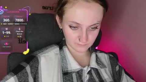 Snapshot of frosty_blueberries4 chatting on 11/13/25, 11:25 ANA online show from 11/13/25, 11:25