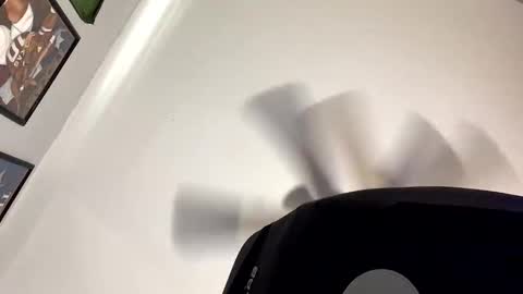 Snapshot of frozen232 chatting on 01/05/26, 08:01 Fabian online show from 01/05/26, 08:01