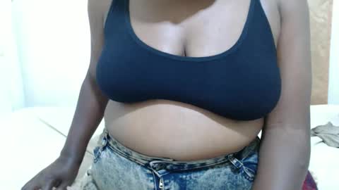 Snapshot of fruity28 chatting on 01/19/26, 11:58 fruity28 online show from 01/19/26, 11:58