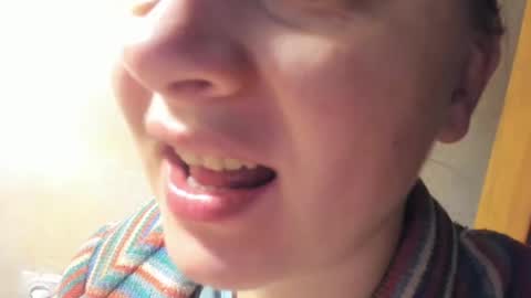 Snapshot of frumcake chatting on 02/08/25, 06:33 FrumCake online show from 02/08/25, 06:33