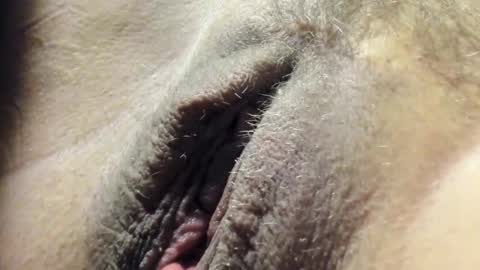 Snapshot of frumcake chatting on 03/12/25, 09:45 FrumCake online show from 03/12/25, 09:45