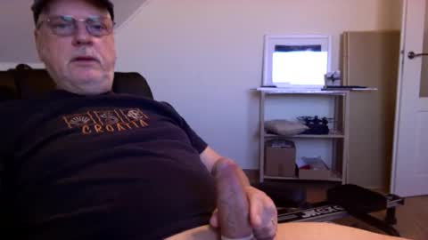 Snapshot of fscking chatting on 04/27/26, 05:27 fscking online show from 04/27/26, 05:27