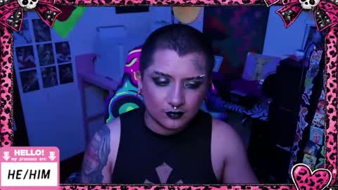 Snapshot of ftmbiggestclit chatting on 05/21/26, 03:24 Kevin online show from 05/21/26, 03:24