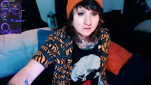          HEHIM  online show from 09/11/25, 03:39