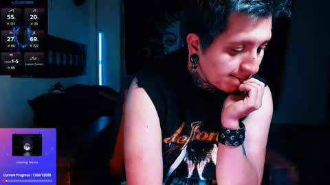 Snapshot of ftmblueyes chatting on 03/25/26, 03:12 HEHIM online show from 03/25/26, 03:12