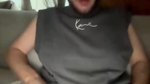 ftmstud93 online show from 12/14/25, 02:00