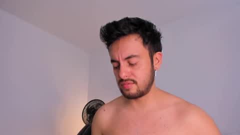 Snapshot of ftmxxxxy chatting on 12/12/24, 08:32 Dani online show from 12/12/24, 08:32